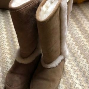 Brown Bear Paw Boots Make Offer!